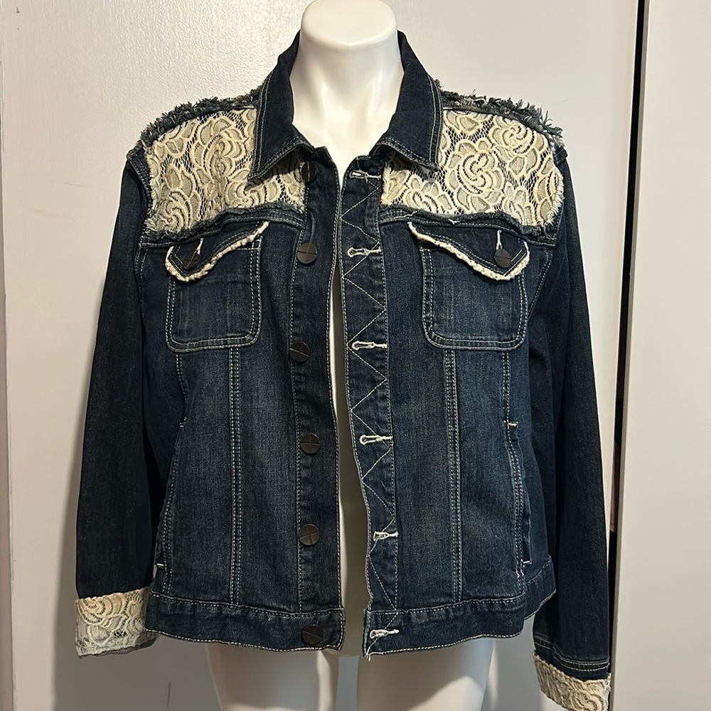 Boho romantic lace trim Western frayed denim jacket